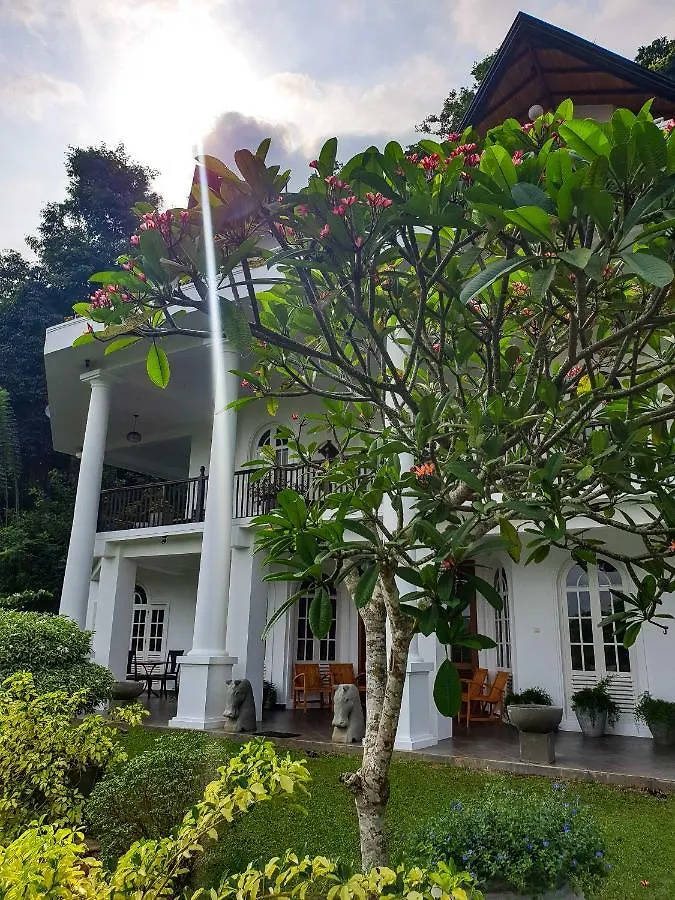 Séjour chez l'habitant Samindra Villa Kandy